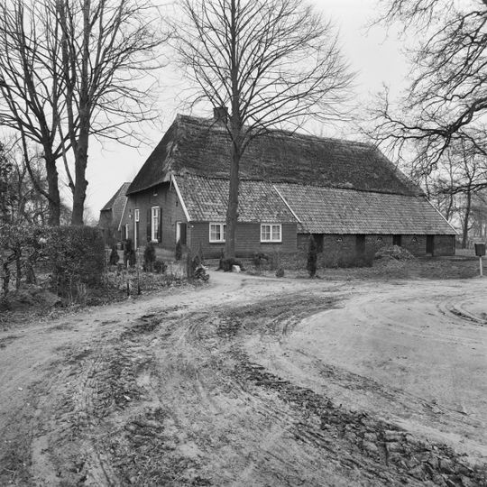 Varsselseweg 43, Hengelo