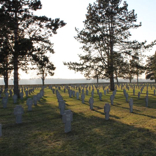 Cimetière militaire allemand de Champs