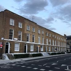 2-16, Queensbridge Road E2