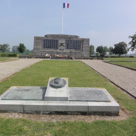 Monument aux morts des chars d'assaut