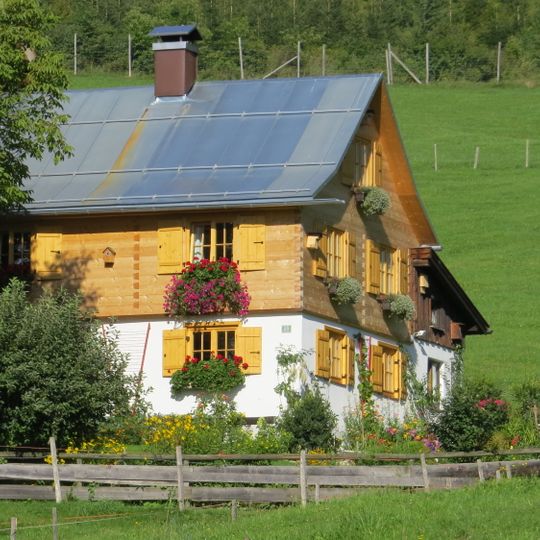 Wohnteil eines ehemaligen Bauernhauses