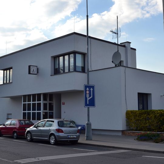 Staré letiště, dvojdům vrátných