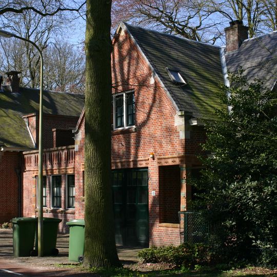 De Boeckhorst, Dubbele dienstwoning