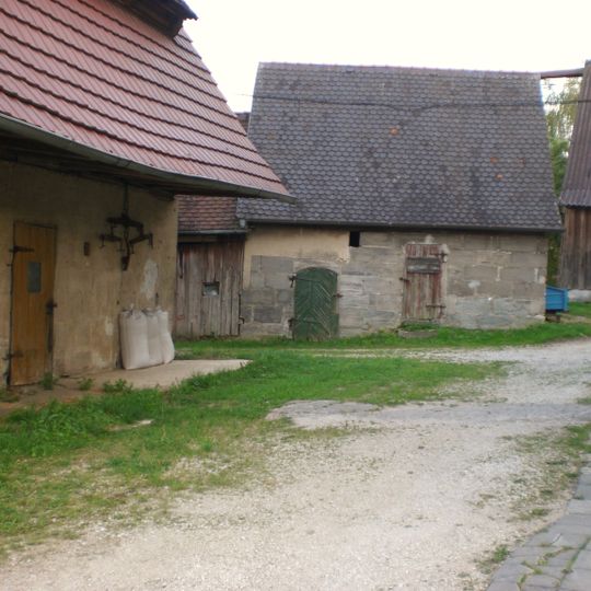 Stall Ludersheimer Straße 17