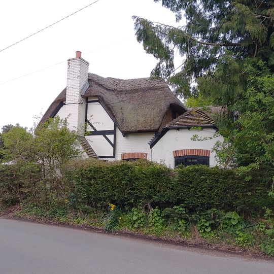 Cruck Cottage