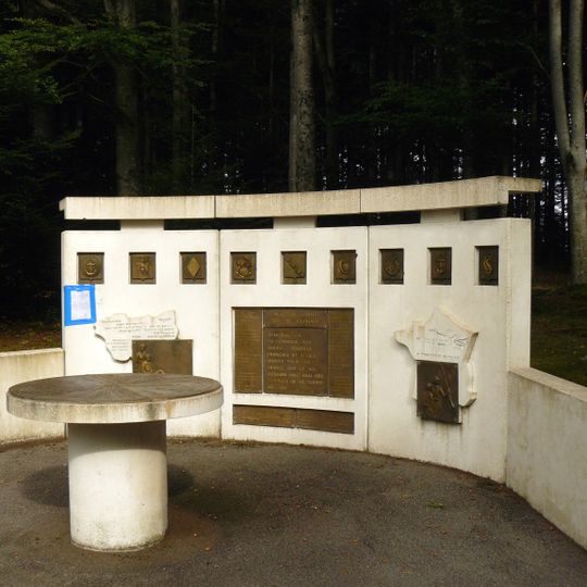Le mémorial du col des Journaux