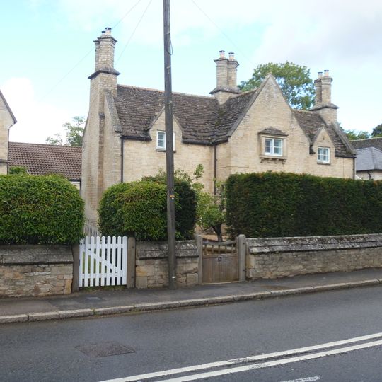 11 And 12, Main Road