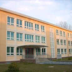 POS „Hanns Eisler“ (ehemals); Schule Robert-Schumann-Straße 10 (Neustadt/WK 4)