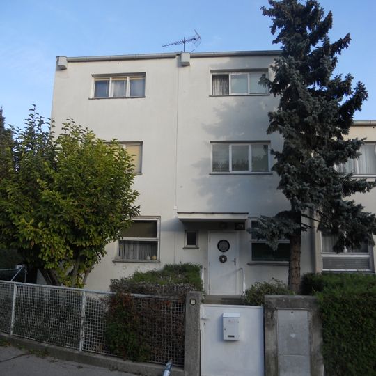 Doppel-Wohnhaus Woinovichgasse 28/30