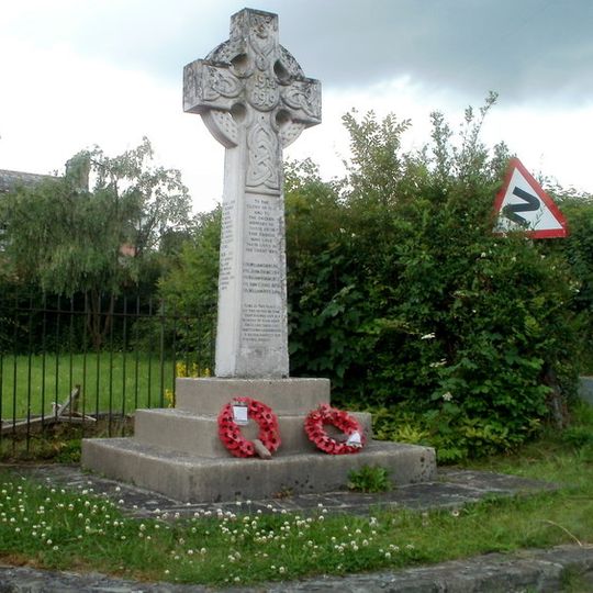 War memorial at Lower Cross Oak