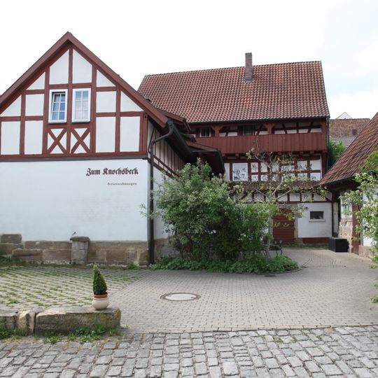 Zweigeschossiges Satteldachhaus