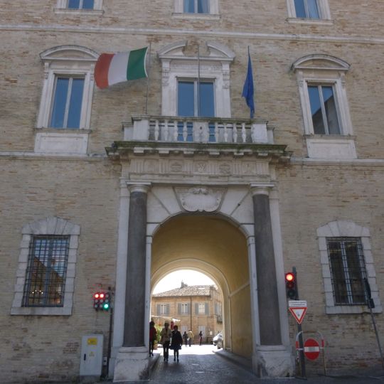 Palazzo Comunale di Fermo
