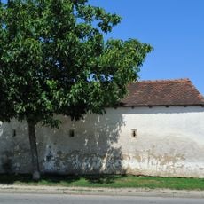 Ortsbefestigung mit westl. Scheunenwand