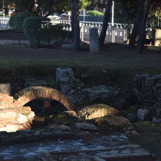 Roman baths at calle Reyes Huertas