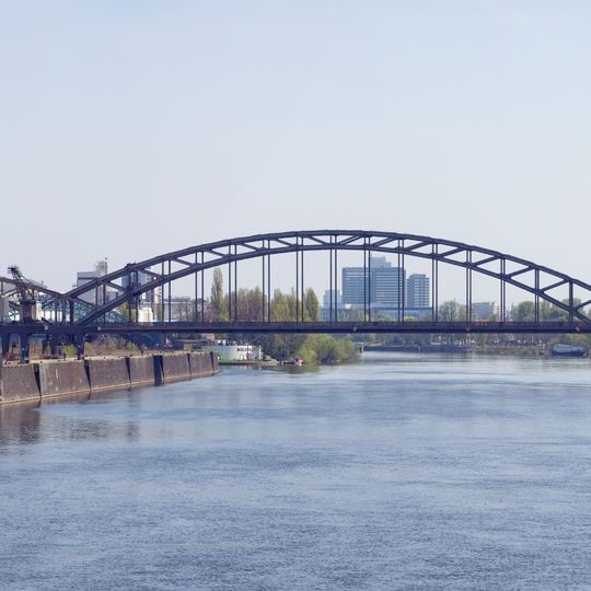 Deutschherrnbrücke
