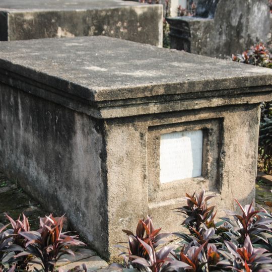 Henry Donnithorne's grave