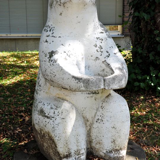 Figur Sitzender Bär