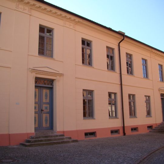 Klasztor ss. katarzynek, ob. dom parafialny