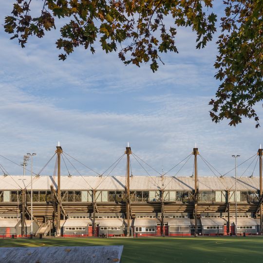 Tribüne Sportpark Köln‐Höhenberg