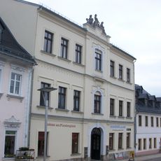 Wohnhaus in geschlossener Bebauung Fürstenplatz 9