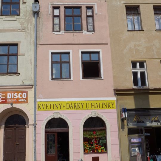 Mírové náměstí 118