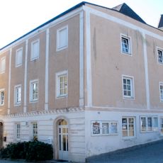 Wohnhaus, Kirchenbeitragsstelle