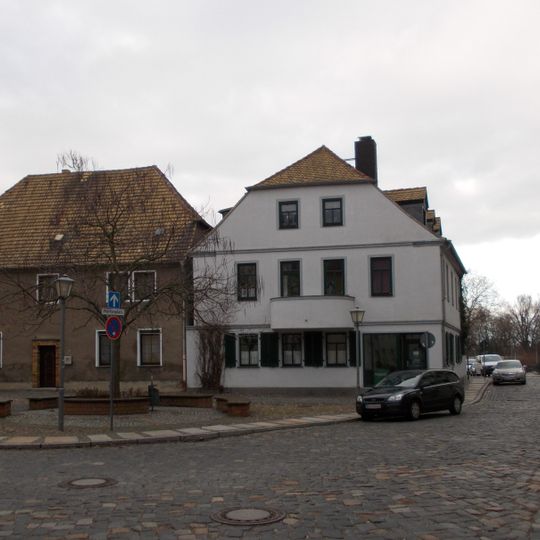 Wohnhaus in offener Bebauung Pfortenplatz 4