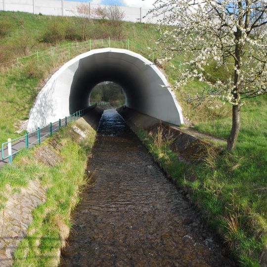 Most dálnice D6 přes Lobezský potok v Sokolově