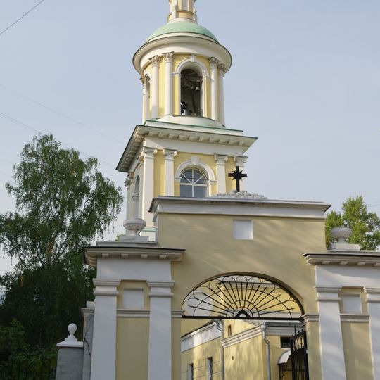 Ограда с воротами