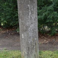 Gravestone for Georg Tronnier