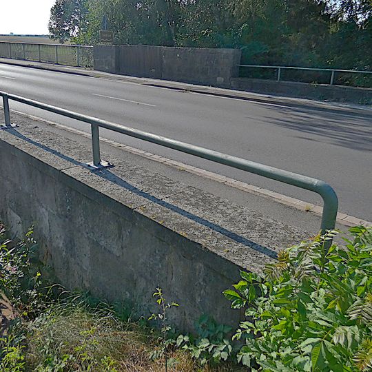 Brücke über die Südaue