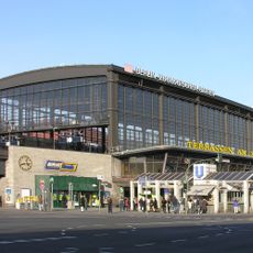 Berlin Zoologischer Garten railway station