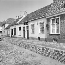 Kerkstraat 5, Buren
