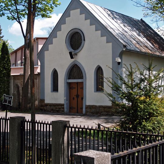 Cintorín, kaplnka pohrebná