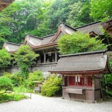 Yoshino Mikumari Shrine