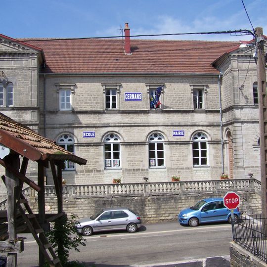 École-mairie de Cernans