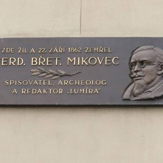 Pamětní deska Ferdinanda Břetislava Mikovce v Praze