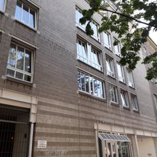 Wohn- und Geschäftshaus Pohlstraße 77