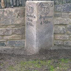 Milestone, Brighouse & Denholme Road, Stone Chair