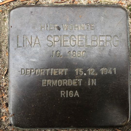 Stolperstein en memoria de Lina Spiegelberg