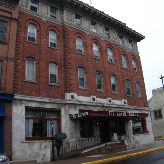 Edison Hotel