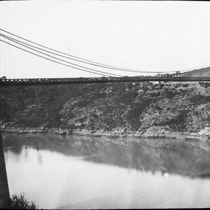 La Roche-Bernard Bridge