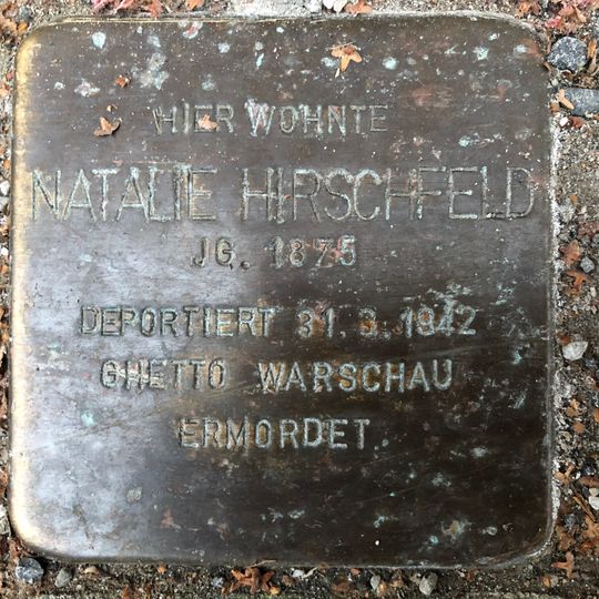 Stolperstein en memoria de Natalie Hirschfeld