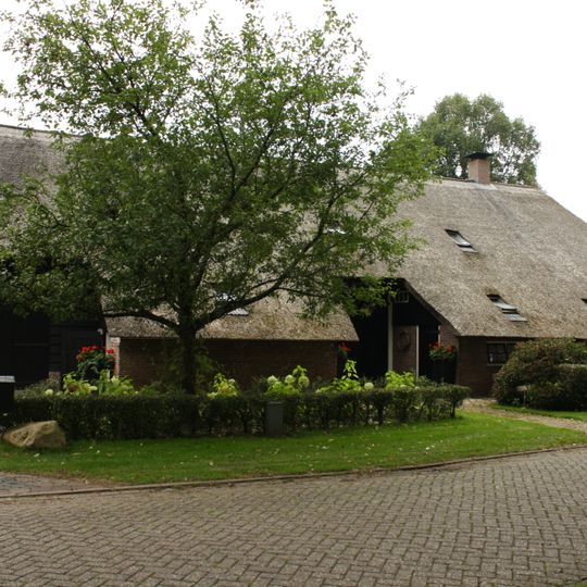 Boerderij met zijbaander