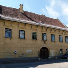 Heiligenkreuzerhof, Maria Enzersdorf