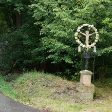 Kříž v Brodech při silnici na Nepomyšl