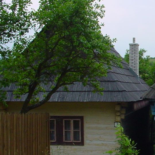Roľnícka usadlosť, dom ľudový