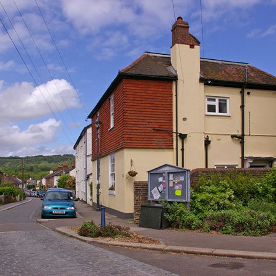 32, Nutley Lane