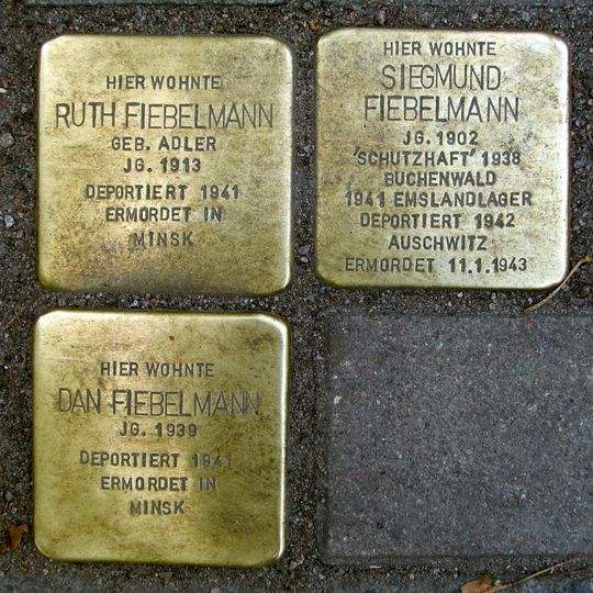Stolperstein en memoria de Dan Fiebelmann