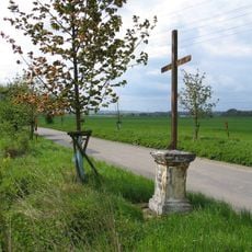 Pamětní kříž u Úhonic